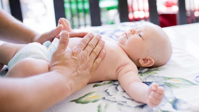 Baby Spa: Penyembuhan Alamiah Bayi