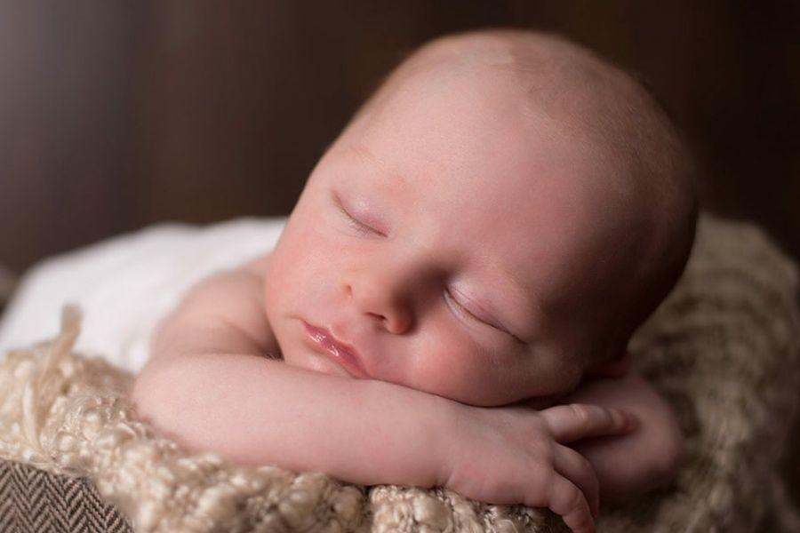 Start With Newborn Photography: A Comprehensive Guide