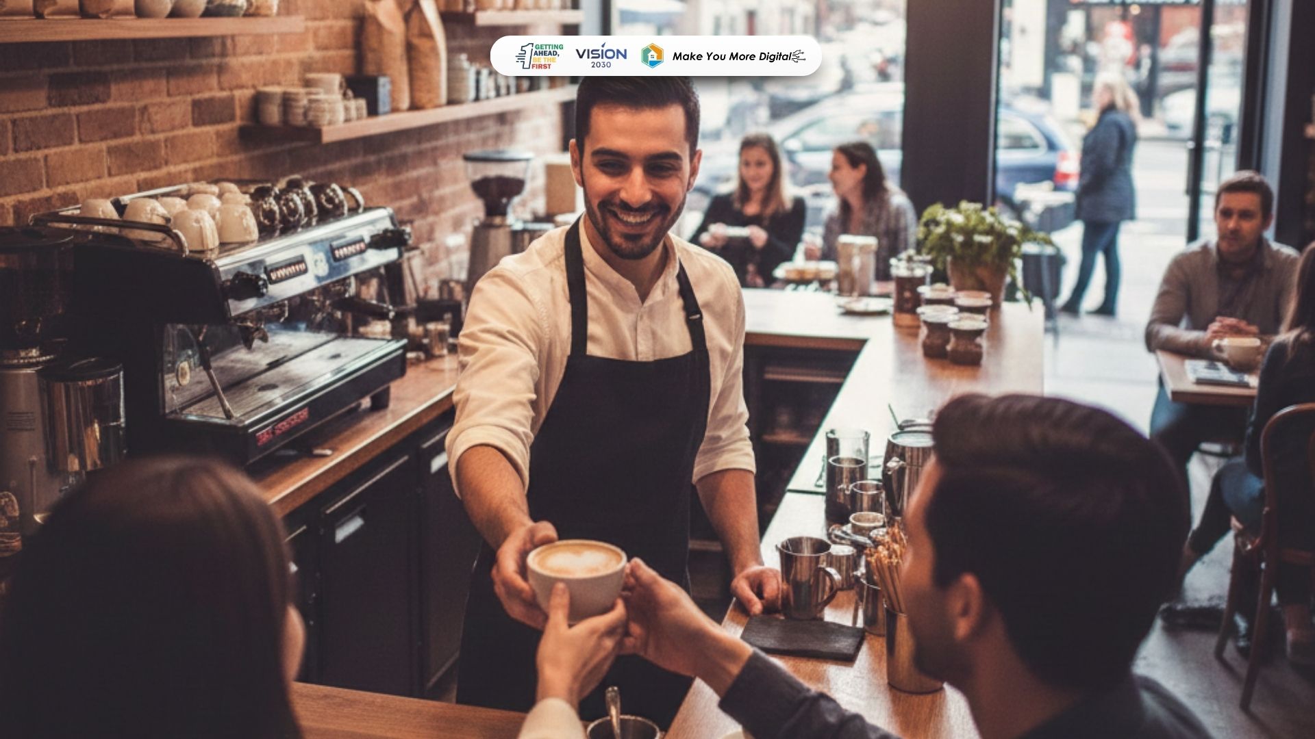 barista menyajikan kopi dengan pelayanan ramah dan profesional