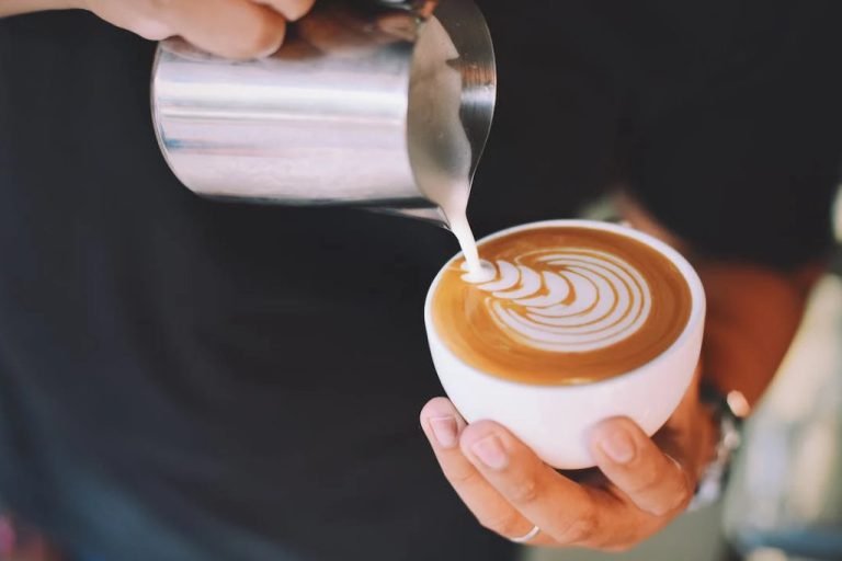 Mengenal Beragam Jenis Kopi dan Cara Penyajiannya