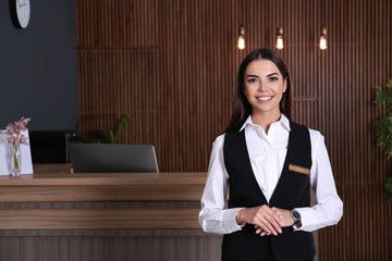 10 Tips Receptionist Profesional: Dari Awal Karir Hingga Sukses!
