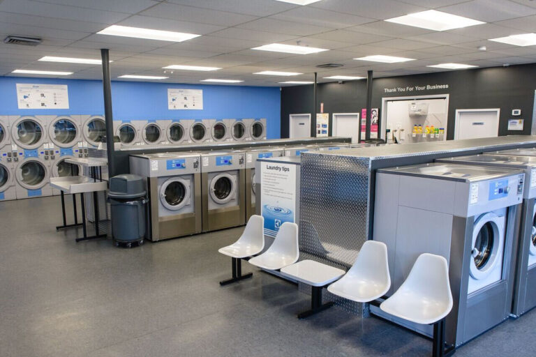 Teknologi Modern yang Mendukung Bisnis Laundry Lebih Kompetitif