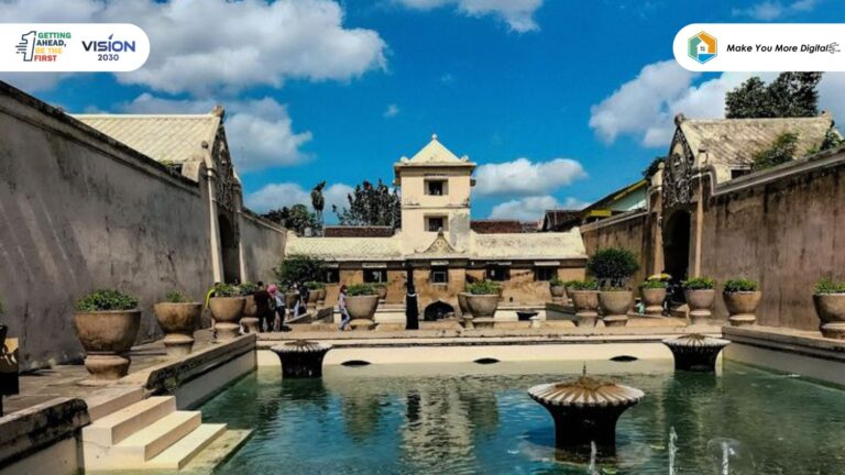 Taman Sari Istana Air: Destinasi Sejarah Yogyakarta yang Membuat Turis Asing Tergugah