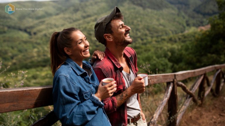 Traveler milenial dan Gen Z menikmati keindahan alam di destinasi ekowisata berkelanjutan