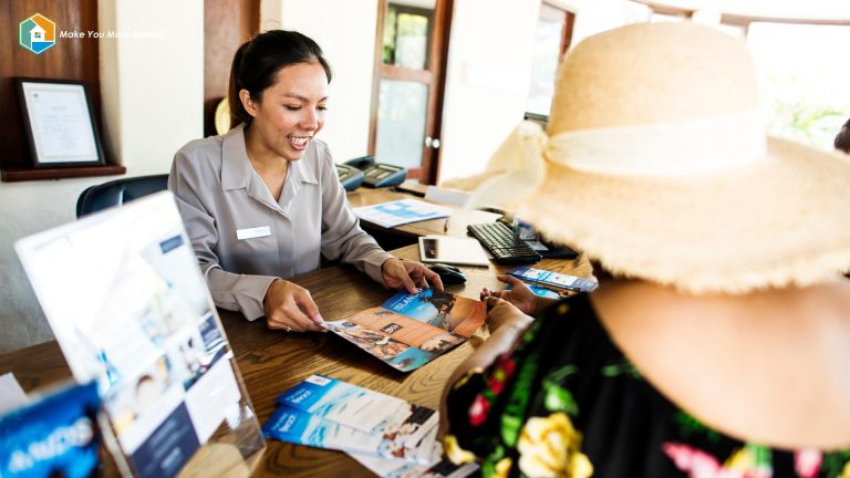 Pelayanan Wisata: Strategi Meningkatkan Kualitas Servis dan Pengalaman Wisatawan Bersama Idebiz